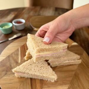 Mini Sanduíche Integral de Frios